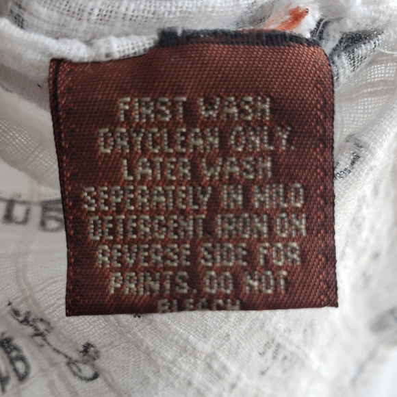 Veda Long Sleeve White and Black V-neck Top, Size: Lg. - Picture 6 of 9